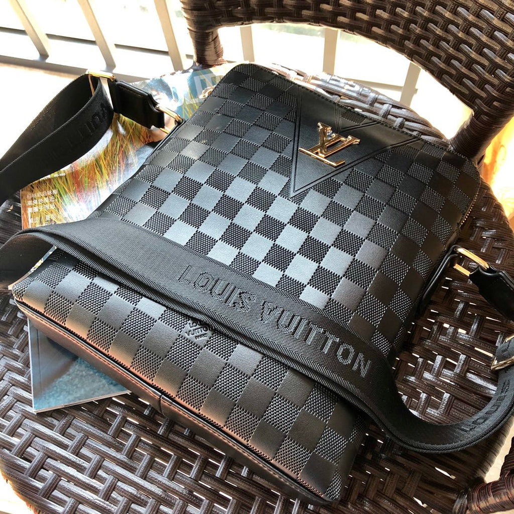 Luxury men's leisure commuting bag 1024070103