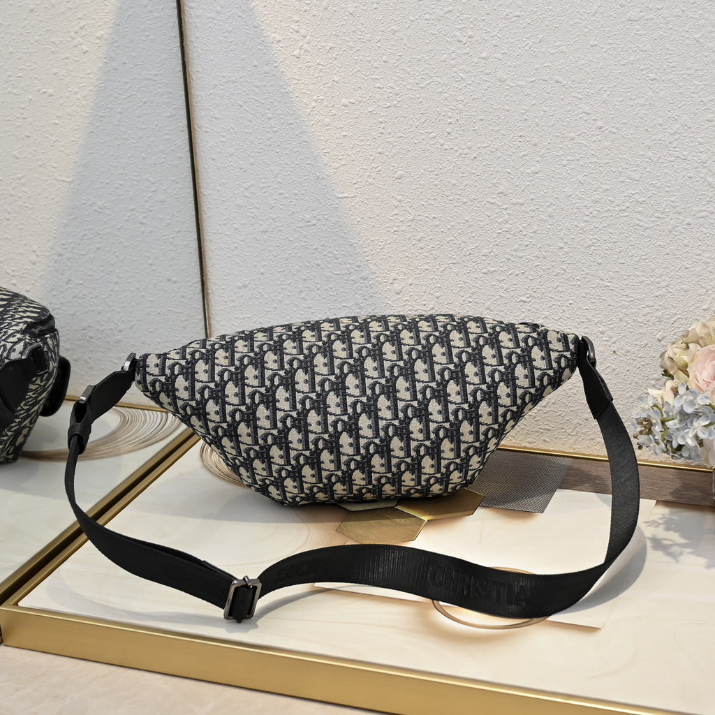 New Fashion handmade men's bagsXC052026092403