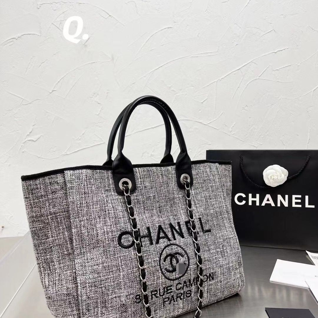 Classic embroidered beach bag PD10042703