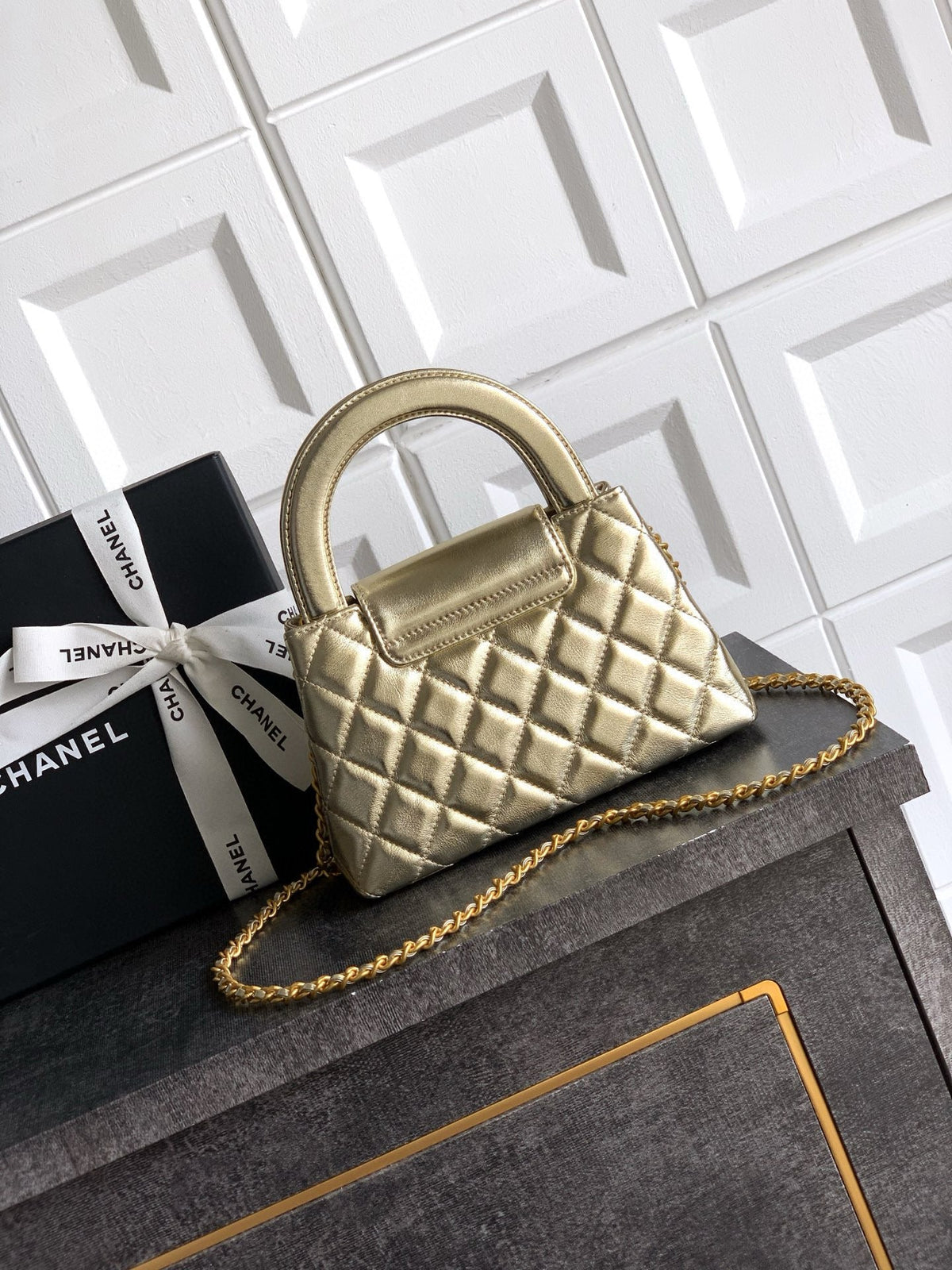 CC 25A nano 19cm kelly shopper bag metallic gold lambskin gold hardware