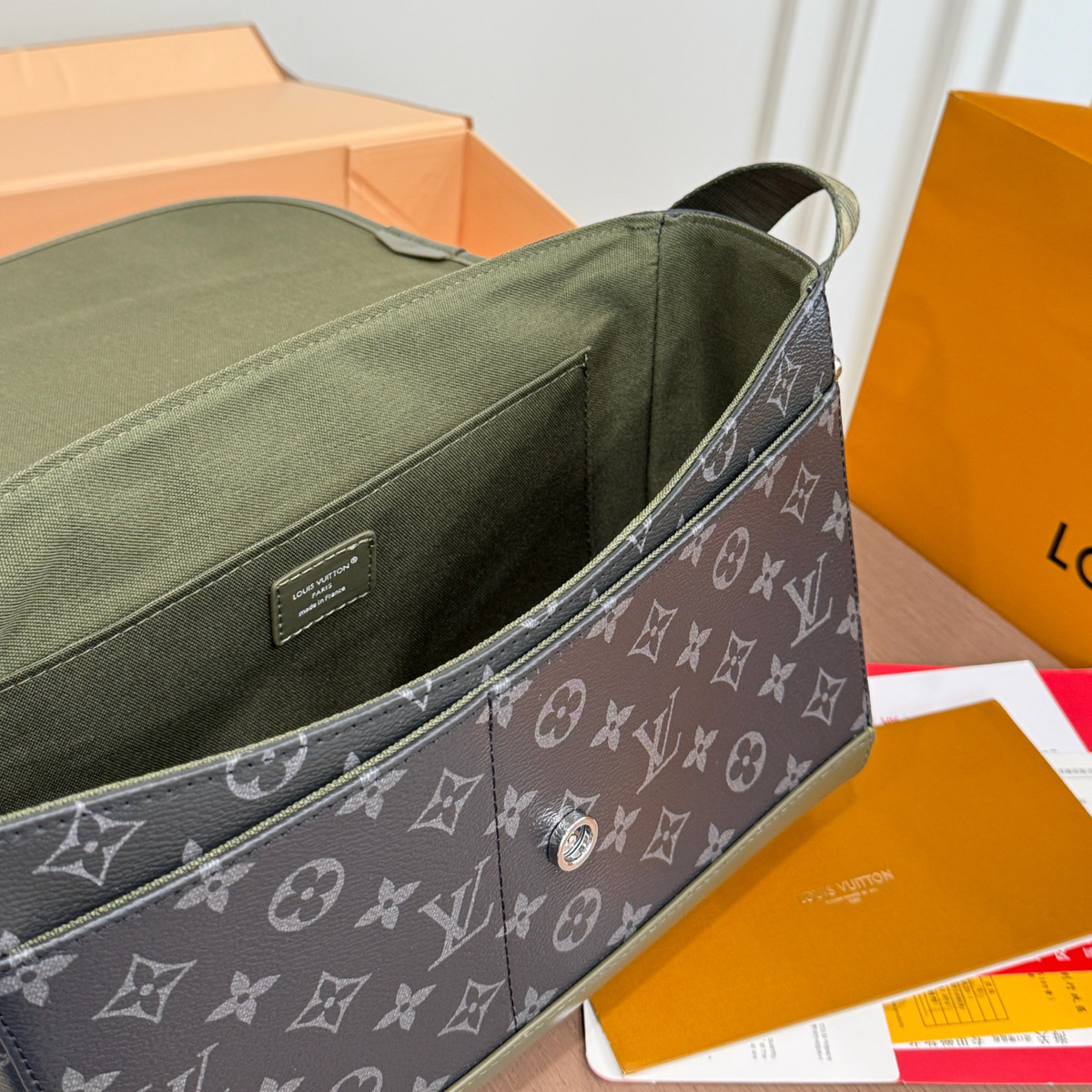 New Handmade Leather Men's BagsXC052026090904