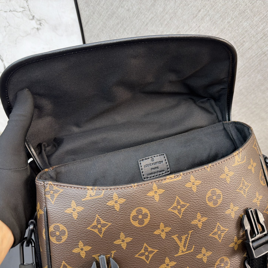 New Handmade Leather Men's BagsXC052026092003
