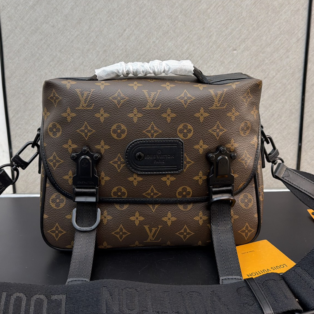 New Handmade Leather Men's BagsXC052026092003