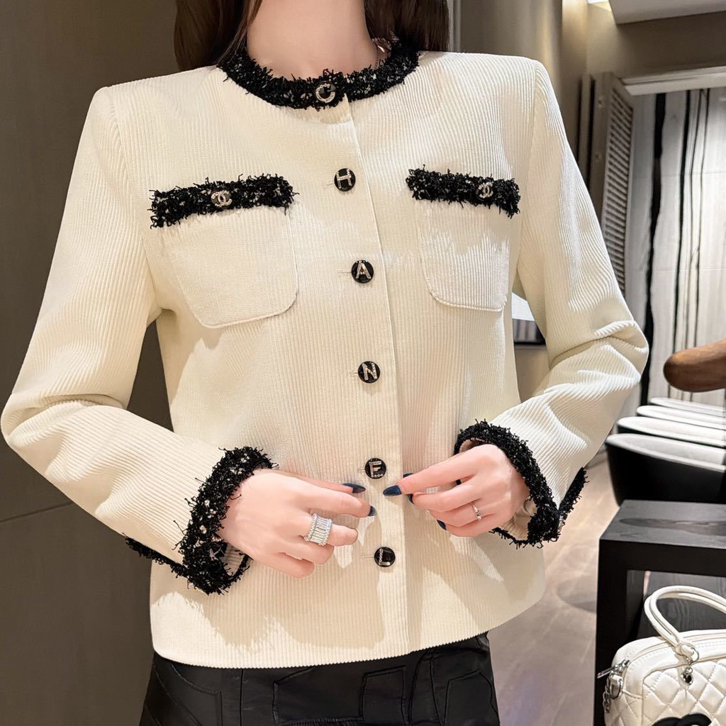 New Black and White Women's SweatersXC052026092101